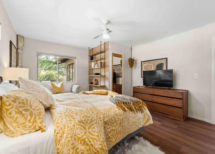 Holiday home Of Uptown With Panoramic Views And Hot Tub