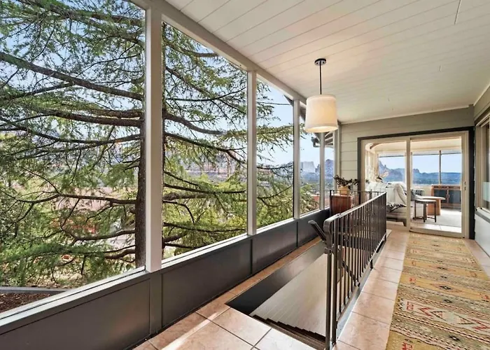 Holiday home Of Uptown With Panoramic Views And Hot Tub *
