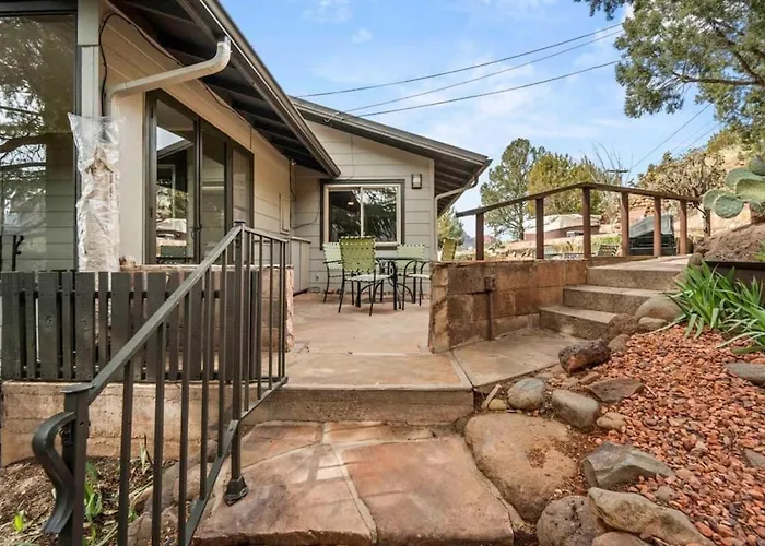 Of Uptown With Panoramic Views And Hot Tub Holiday home Sedona