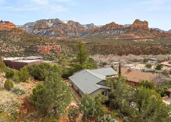 Of Uptown With Panoramic Views And Hot Tub Holiday home Sedona