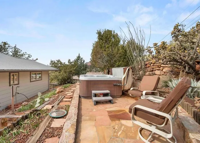 Of Uptown With Panoramic Views And Hot Tub *